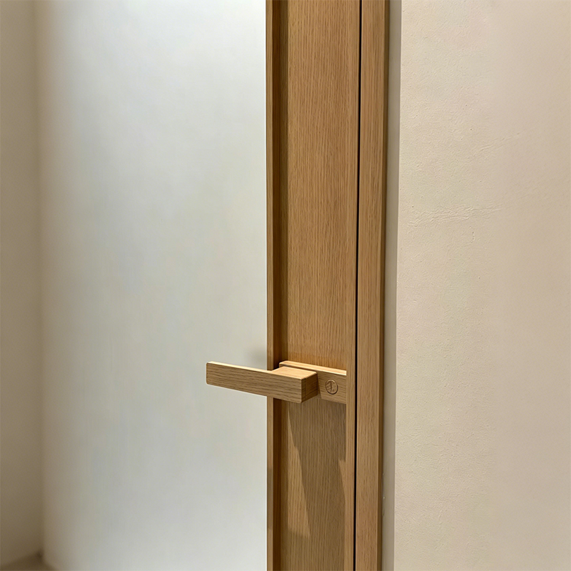 Hotel Villa Minimalist Waterproof Fire Rated Swing Door Interior Aluminum Frame Glass Door Supplier