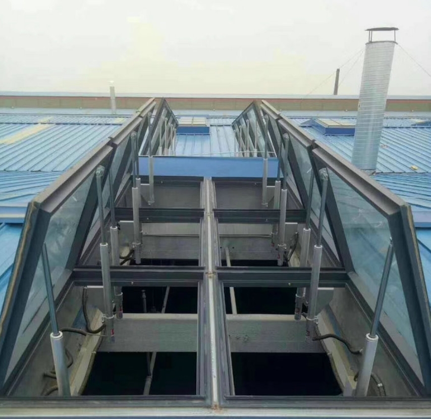 Customized Aluminum Alloy Frame Tempered Glass Automatic Fire Rated Exhaust &amp; Ventilation Electric Roof Skylight Windows