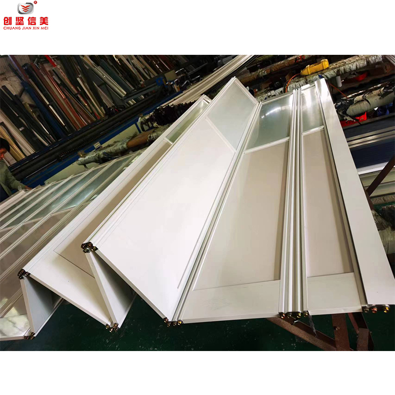 High Quality Sliding Biflding Garage Door Roller Shutter Windproof Safety Partition Accordion Polycarbinate Outdoor Workshop