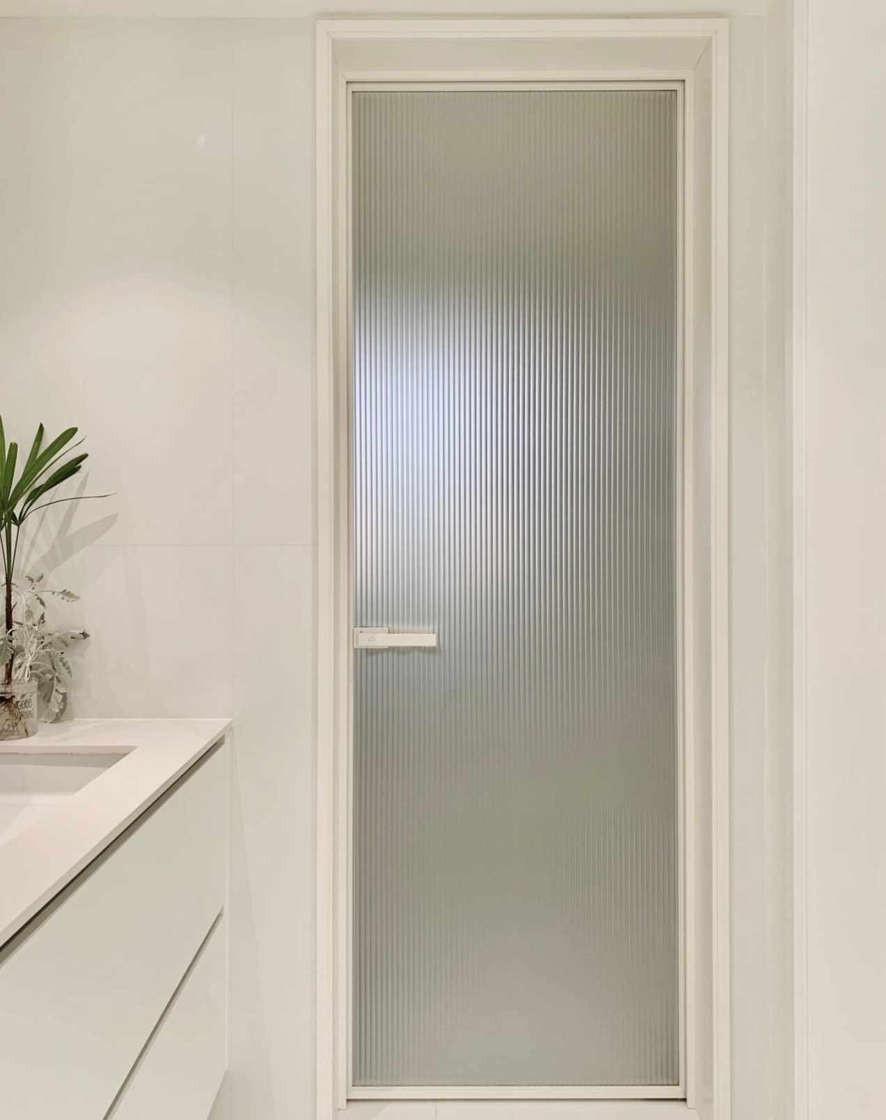 High Quality Interior Bathroom Door Waterproof Double Tempered High Privacy Glass Casement Doors For Flats Hotels Bedrooms