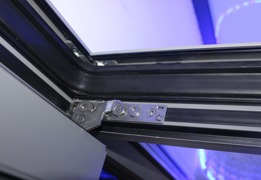 Factory Workshop Bottom Hung Aluminum Casement Window Double Glazed Ventilation Dustproof