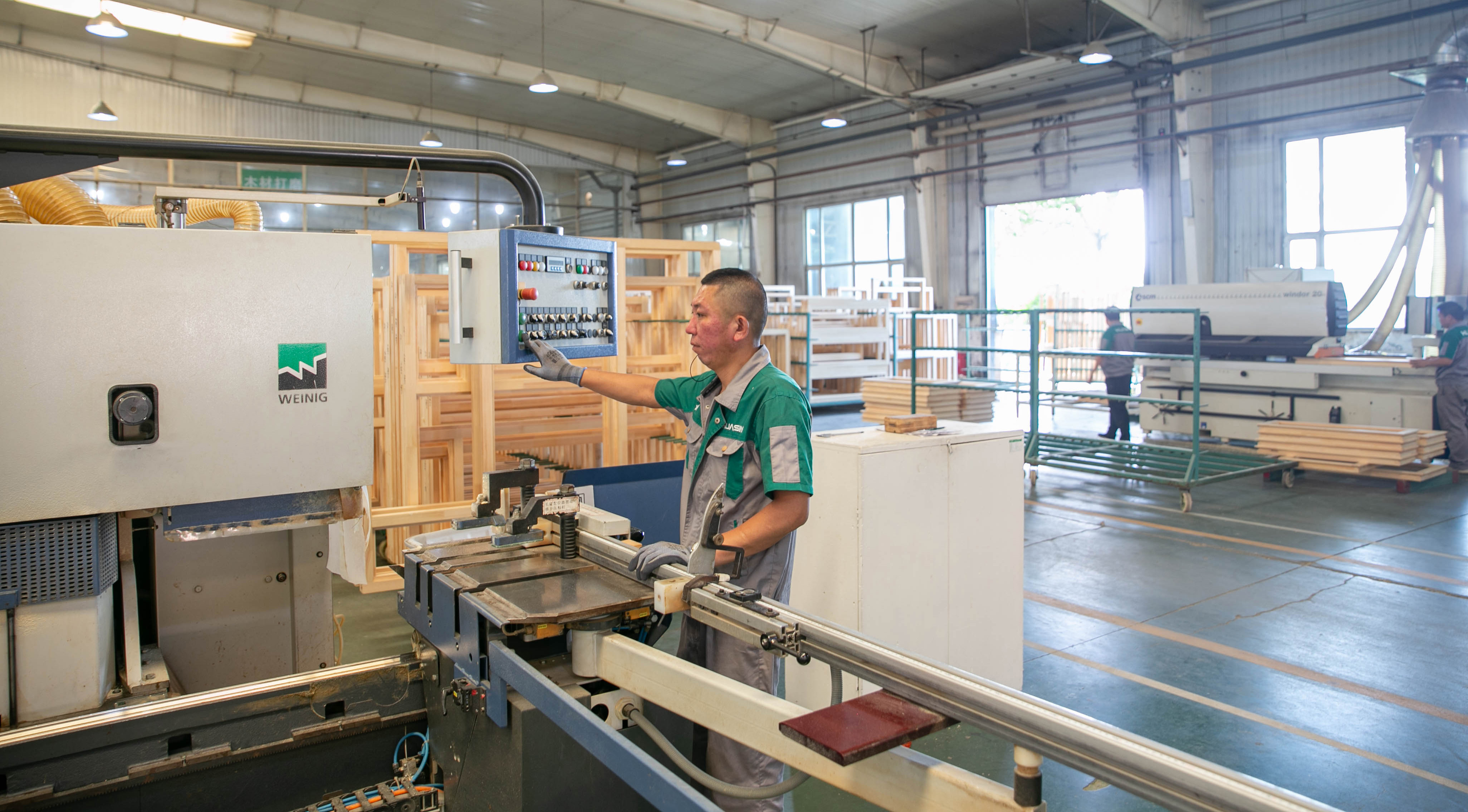 Manufacturing Scene 4