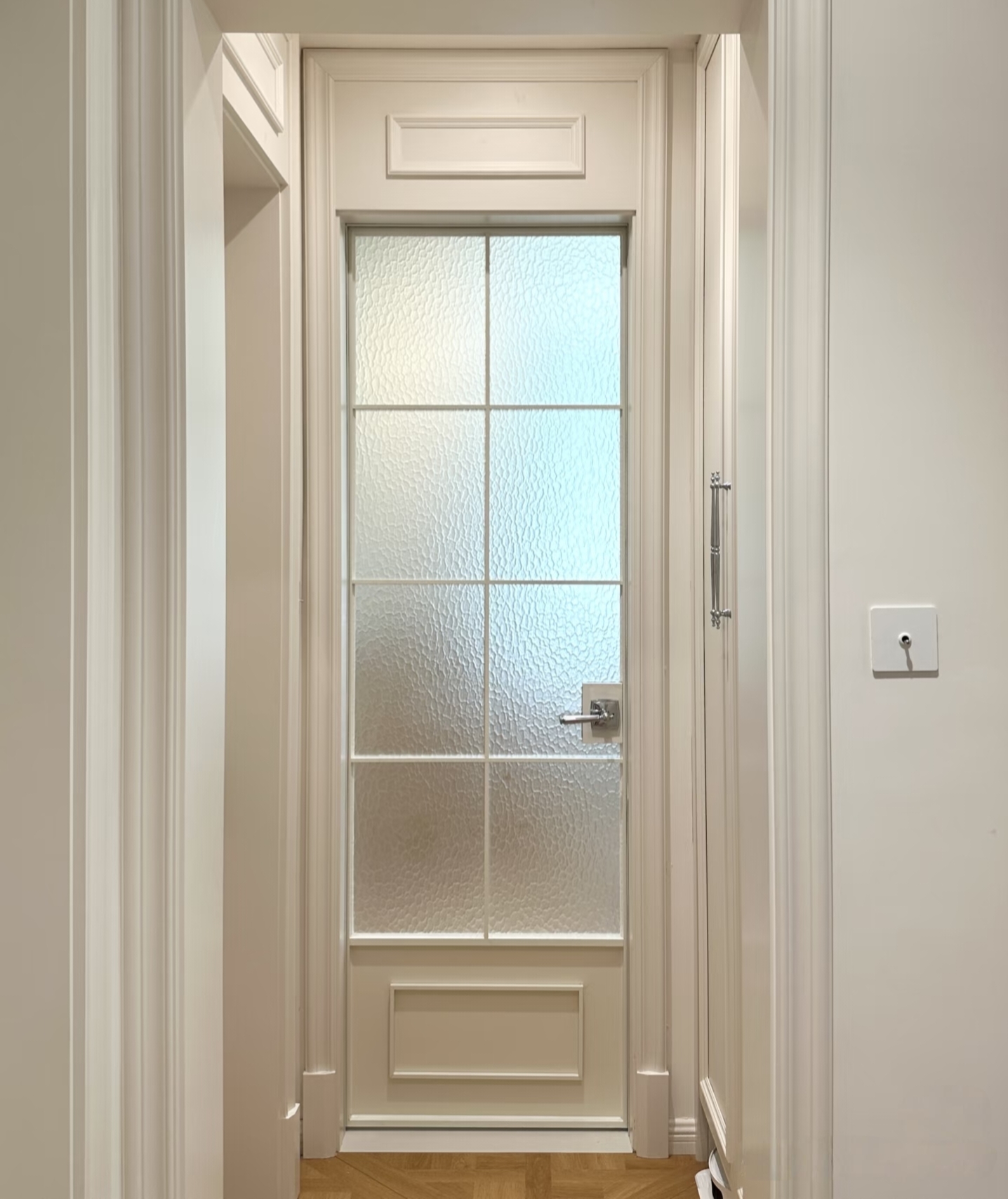 Case architectural door