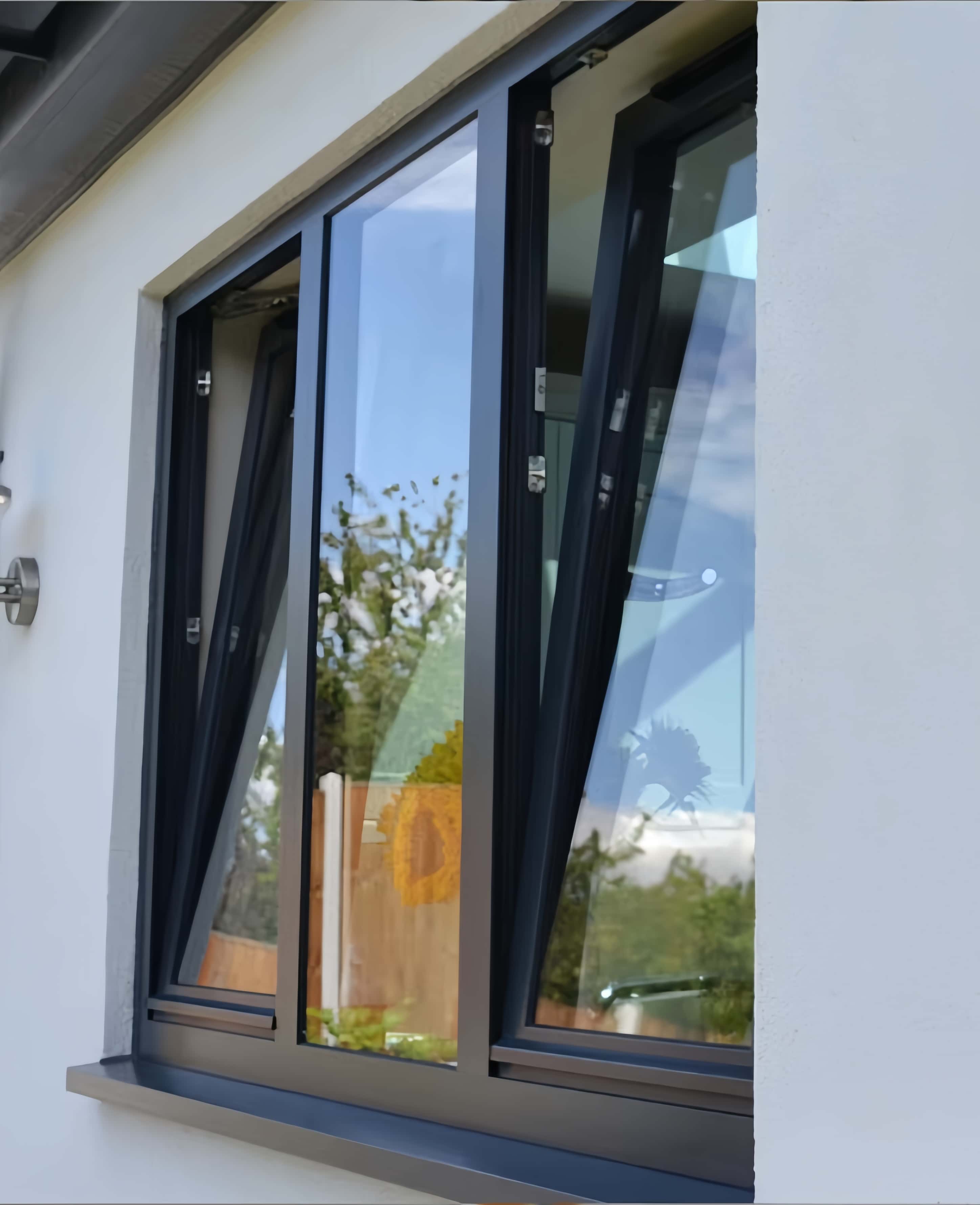 BOCHARM Stylish Boutique Aluminum Tilt and Turn Window Creative Retail Shop Commercial Design Modern Finish Durable Window