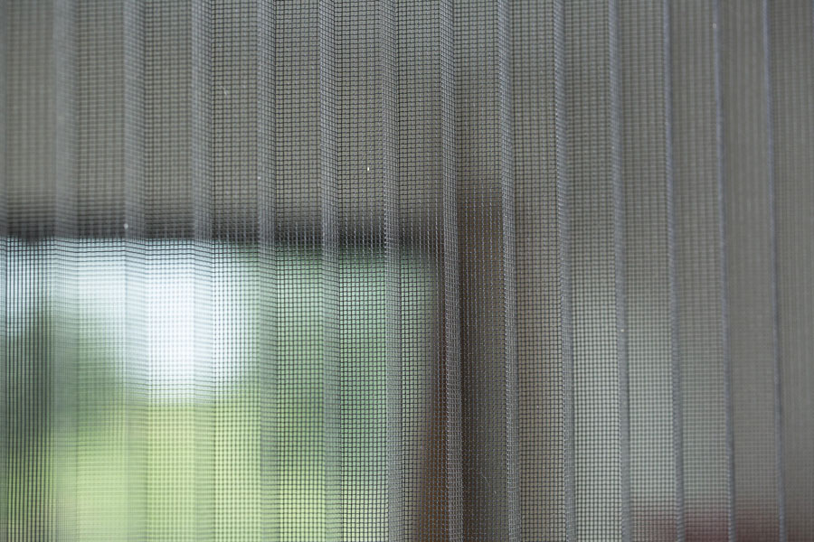 Retractable Folding Screen