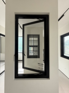 Windproof Customizable Size High-Performance Casement Window